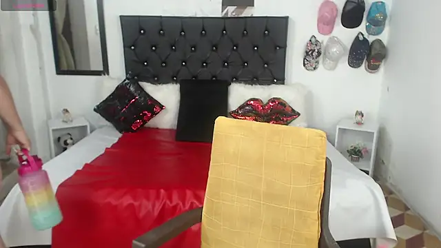 Snapshot of Sweetbigcatt chatting on March 16, 9:49 am Sweetbigcatt online show from March 16, 9:49 am