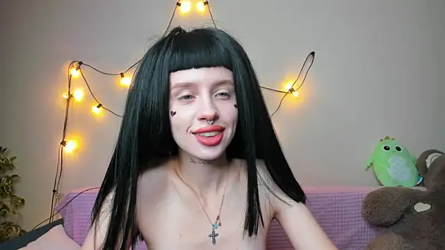 FlowerOfSin2001 online show from September 19, 4:44 pm