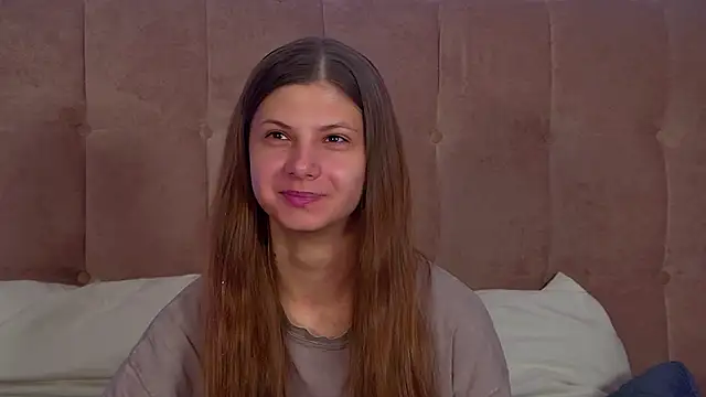 AudreyBarlow online show from November 26, 6:35 am