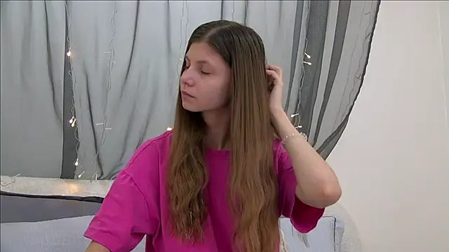 AudreyBarlow online show from November 4, 6:17 am