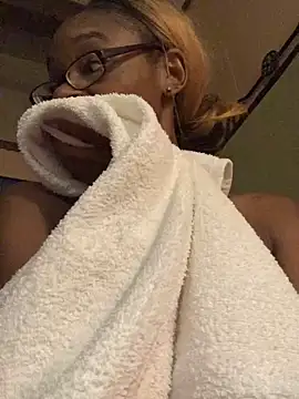 Jasmine FullsShine online show from February 17, 8:11 am