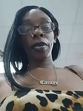 Jasmine FullsShine online show from July 6, 4:09 pm