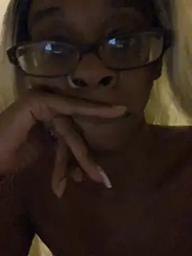 Snapshot of Jasmine_FullsShine chatting on April 29, 2:38 am Jasmine FullsShine online show from April 29, 2:38 am