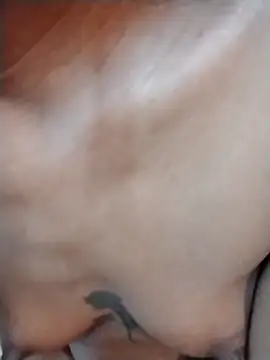 Snapshot of Jasmine_FullsShine chatting on November 2, 9:31 pm Jasmine FullsShine online show from November 2, 9:31 pm