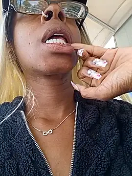 Jasmine FullsShine online show from April 11, 10:02 pm