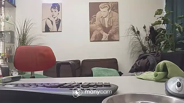 der dino30 online show from February 7, 8:55 am