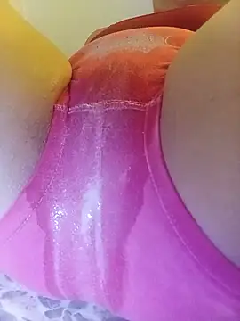 Squirtkat online show from June 12, 7:33 pm