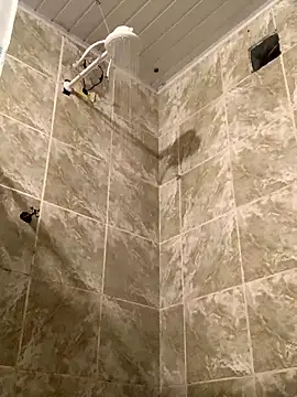 Snapshot of raphadoors19 chatting on January 8, 1:22 am raphadoors19 online show from January 8, 1:22 am