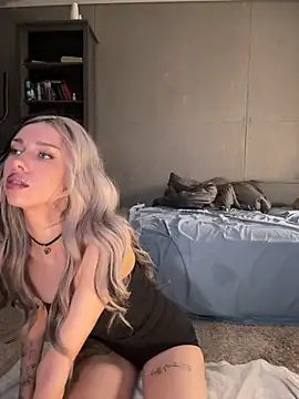 Bastet online show from April 10, 6:04 pm