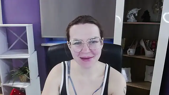 Zoey Erotic online show from April 1, 4:36 am