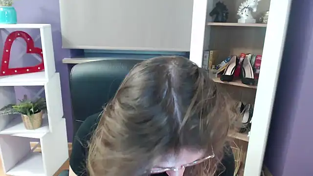 Zoey Erotic online show from March 3, 5:37 am