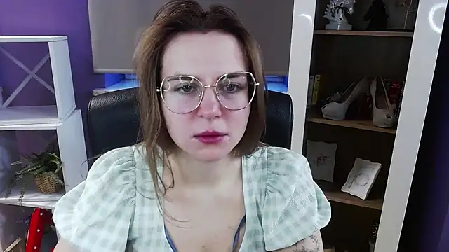 Zoey Erotic online show from March 25, 5:29 am