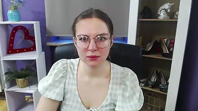 Zoey Erotic online show from March 18, 5:34 am