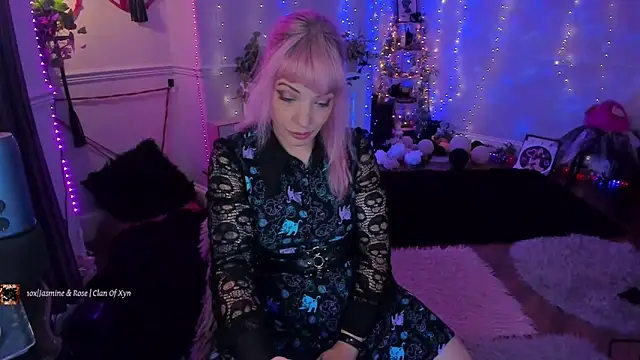 AliceW0lf online show from September 22, 8:26 pm