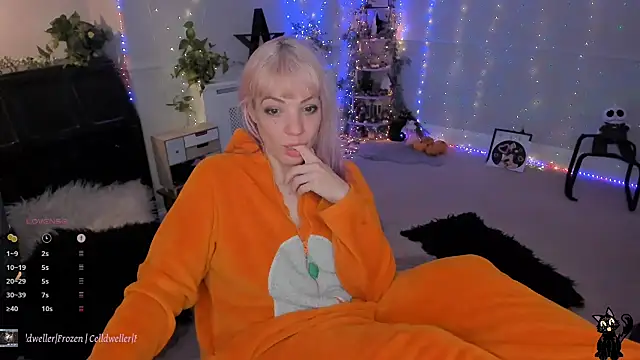 AliceW0lf online show from January 9, 9:37 pm