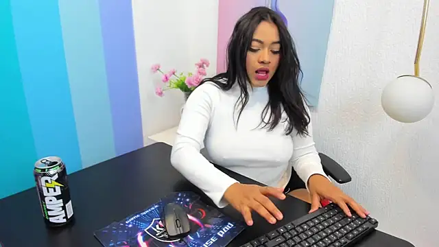 Sariitaa  online show from September 20, 3:28 pm