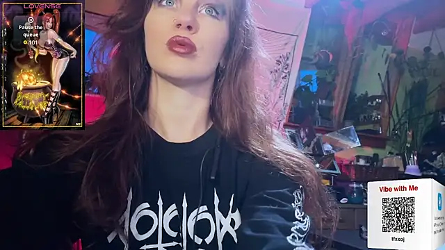 Snapshot of courtneyoccult chatting on December 1, 11:38 pm courtneyoccult online show from December 1, 11:38 pm