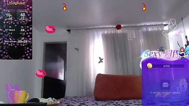 linapalacios online show from March 25, 9:03 pm