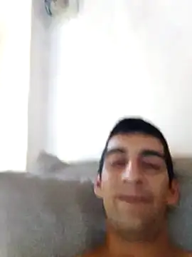 Snapshot of Elverguditojaja chatting on February 22, 5:03 pm Elverguditojaja online show from February 22, 5:03 pm