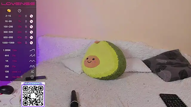 Ema X Love online show from April 25, 8:28 pm