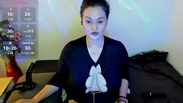 Laura sinner online show from June 18, 4:23 pm