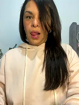 Snapshot of Kataliina chatting on October 8, 4:14 am Kataliina online show from October 8, 4:14 am