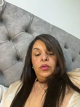 Snapshot of Kataliina chatting on September 24, 5:14 am Kataliina online show from September 24, 5:14 am
