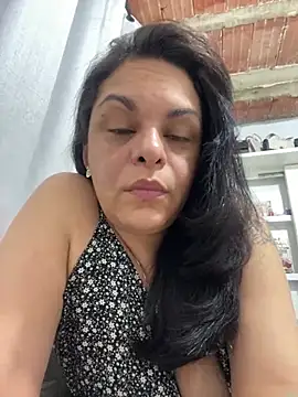 Snapshot of Kataliina chatting on July 14, 3:33 am Kataliina online show from July 14, 3:33 am