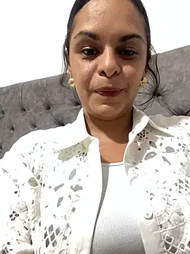 Snapshot of Kataliina chatting on July 22, 2:46 am Kataliina online show from July 22, 2:46 am