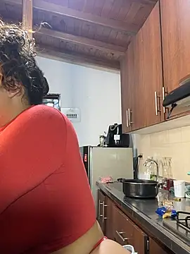 GiselReyes online show from October 7, 1:50 am