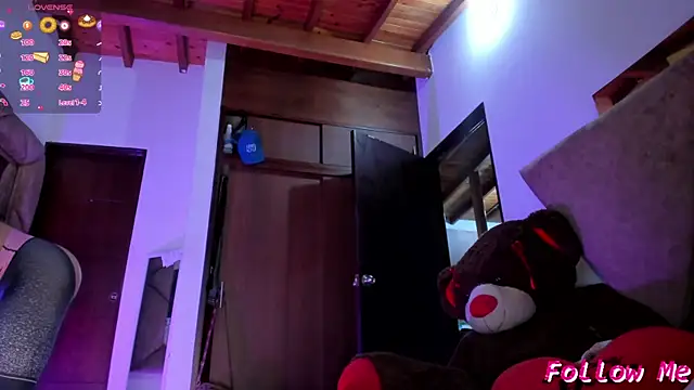 GiselReyes online show from October 23, 2:43 am