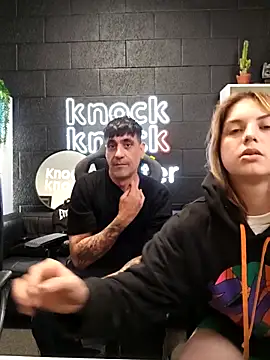 Elnonoykeila77 online show from November 11, 10:26 pm