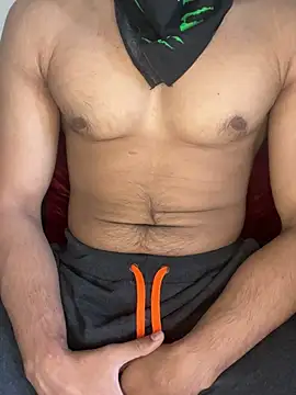 Snapshot of AmHunter04 chatting on March 16, 10:00 am AmHunter04 online show from March 16, 10:00 am