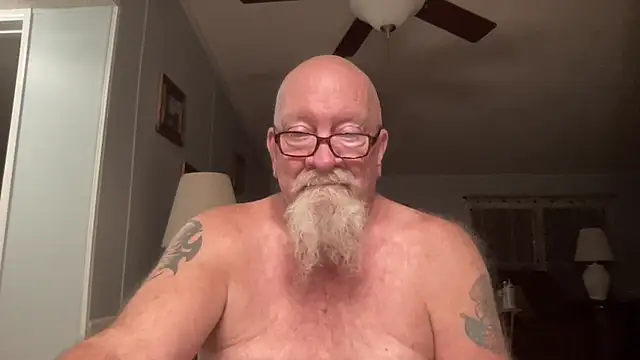 Snapshot of kcbace61760 chatting on September 29, 5:03 am kcbace61760 online show from September 29, 5:03 am