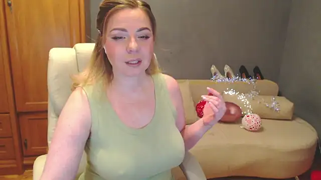 Cute sun online show from April 22, 6:58 pm