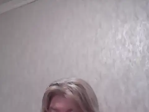 Snapshot of Diana_49 chatting on March 21, 6:29 pm Diana 49 online show from March 21, 6:29 pm