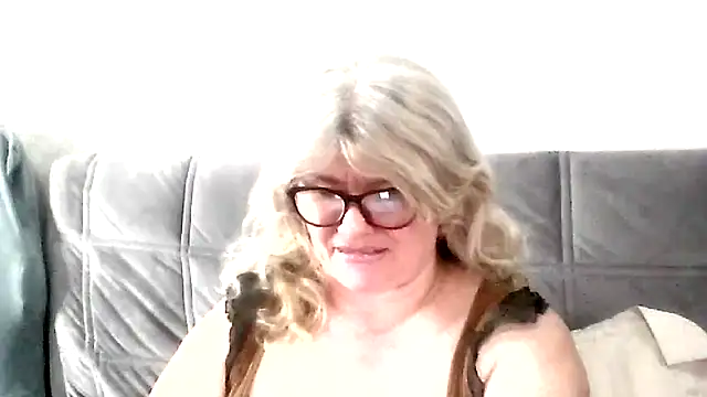 Diana 49 online show from March 30, 1:45 pm