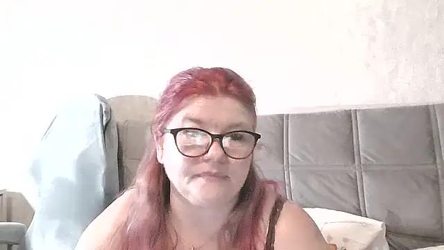 Snapshot of Diana_49 chatting on June 9, 8:21 pm Diana 49 online show from June 9, 8:21 pm