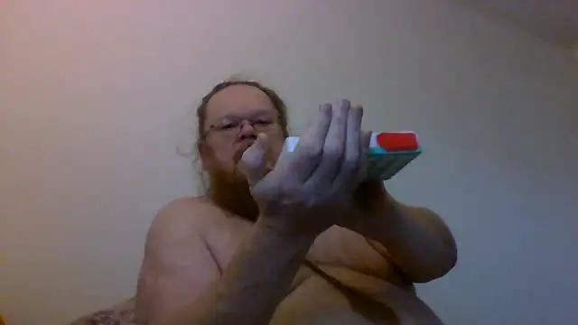 Snapshot of Kaappi1967 chatting on December 2, 11:01 am Kaappi1967 online show from December 2, 11:01 am