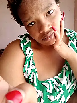 iamSunflower900 online show from February 7, 8:55 am