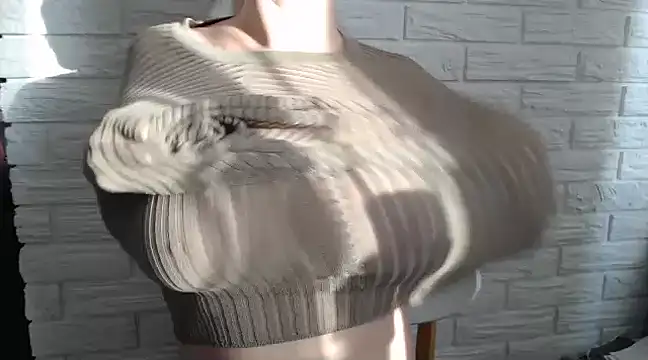 Snapshot of Kirakisss chatting on February 18, 2:16 pm Kirakisss online show from February 18, 2:16 pm