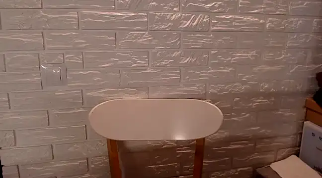 Snapshot of Kirakisss chatting on February 21, 3:32 pm Kirakisss online show from February 21, 3:32 pm