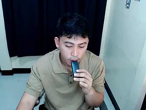 princeJayX online show from October 16, 5:49 am
