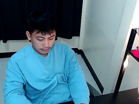 Snapshot of princeJayX chatting on October 29, 1:48 am princeJayX online show from October 29, 1:48 am