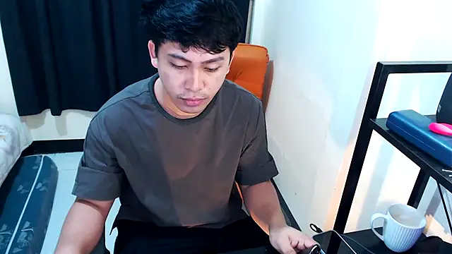 Snapshot of princeJayX chatting on November 30, 12:00 am princeJayX online show from November 30, 12:00 am