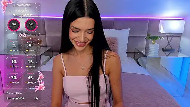 JasmiLyn online show from September 27, 5:24 am