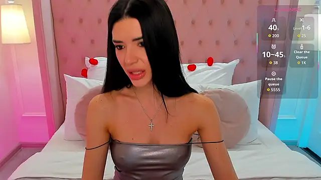 Snapshot of JasmiLyn chatting on March 3, 1:29 pm JasmiLyn online show from March 3, 1:29 pm