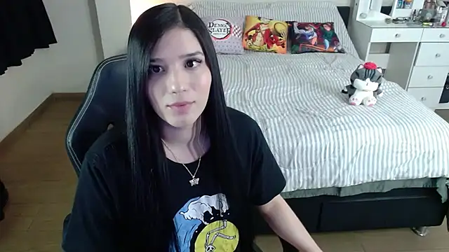 Snapshot of kittykat18x chatting on November 9, 1:42 am kittykat18x online show from November 9, 1:42 am