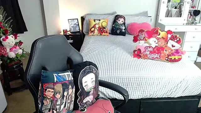 kittykat18x online show from February 15, 11:36 pm