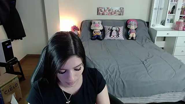 kittykat18x online show from March 13, 12:04 am